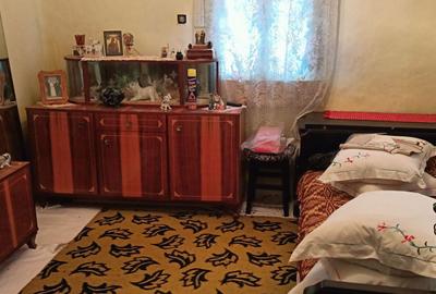 Casă cu 4 camere în Unirea - 3