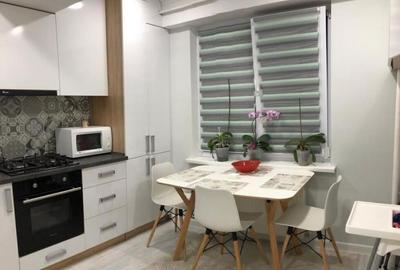 Garsonieră în P-ța Romană