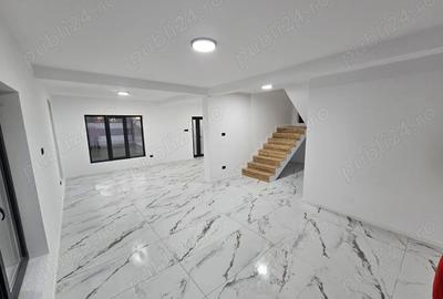 Casă cu 3 camere în Central - 1