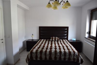 Duplex cu 5 camere cu Canalizare în Central - 11
