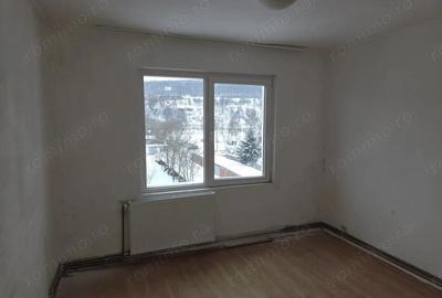 Apartament cu 2 camere decomandat în Tudor - 5