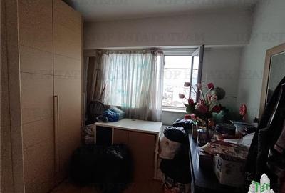 Vanzare apartament  3 camere Piata Victoriei- Titulescu - 8