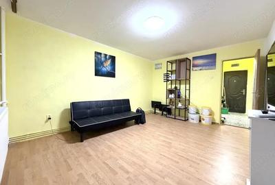 Apartament 2 camere, 47 utili, etaj 7, lift - Punctele Cardinale - 1