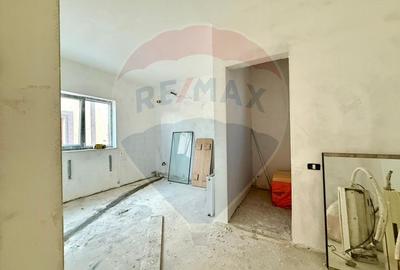 Casa de vanzare in Eforie Nord teren proprietate 300 mp - 8