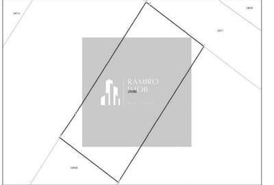 Teren de 936 mp, în Central - 1