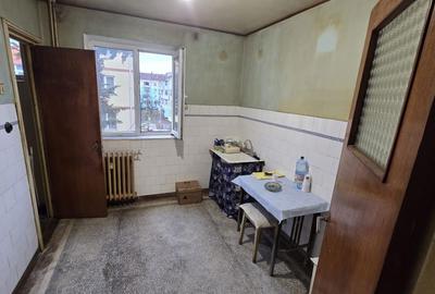 Apartament cu 3 camere decomandat în Central - 5