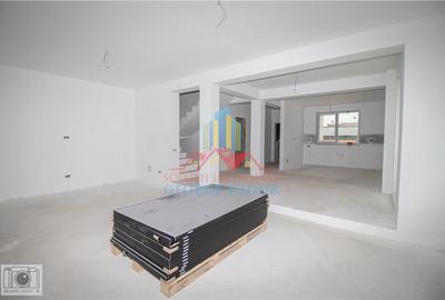 Casă individuală cu 5 camere cu Canalizare în Corbeanca - 3