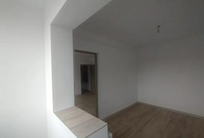 Apartament cu 2 camere semidecomandat în Rogerius