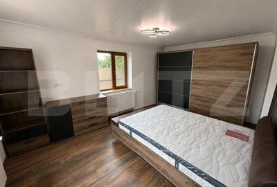 Casă cu 3 camere cu Teren 3082 Mp în Central - 20
