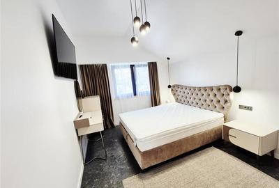 Apartament cu 3 camere semidecomandat în Podul de Fier - 5