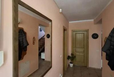 Casă cu 5 camere cu Canalizare în Sânandrei - 10