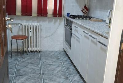 Apartament cu 3 camere decomandat în Dristor - 3