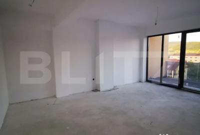 Apartament cu 3 camere decomandat în Centura - 2