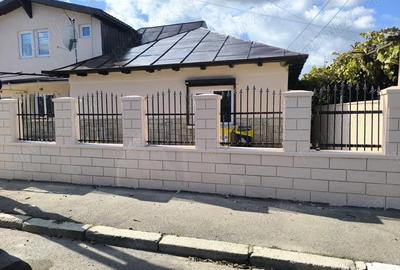 Casă cu 6 camere în Central - 2
