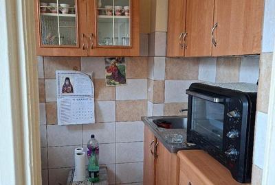 Apartament cu 3 camere semidecomandat în Cristian - 5