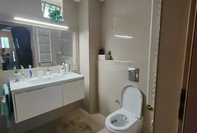 Casă cu 5 camere cu Canalizare în Drumul Sării - 13