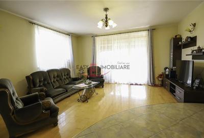 Casa individuala, strada asfaltata , 2 garaje, 900 mp, Unirii - 7