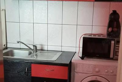 Garsonieră semidecomandată în Titan - 2