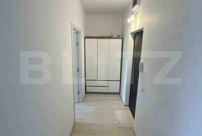 Garsoniera spatioasa zarnesti , stare impecabila . - 5