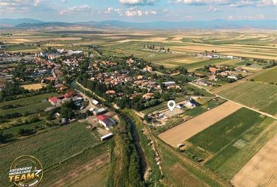 FILM! Teren intravilan, aliniament apreciabil,741mp,Targu Secuiesc - 2
