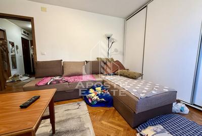 Apartament cu 3 camere decomandat, mobilat în Soarelui - 2
