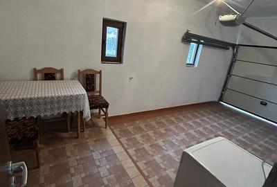 Casă cu 4 camere cu Teren 1090 Mp în Central - 6