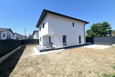 Vila individuala- 4 camere - 3 bai - pod - beci - incalzire pardoseala - 8