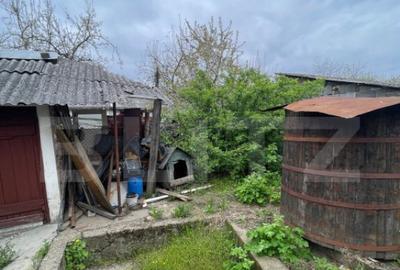 Casă cu 4 camere cu Teren 3300 Mp în 14 Mai - 28