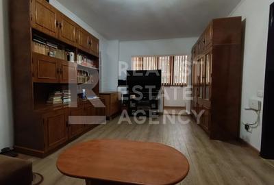 Apartament cu 2 camere decomandat, mobilat în Polonă - 6