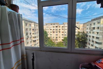 Vanzare apartament 2 camere, decomandat - 11