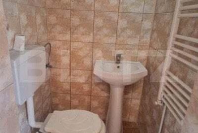 Casă cu 4 camere cu Canalizare în Centrul Civic - 11