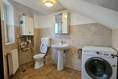 Casă cu 3 camere cu Teren 200 Mp în Central - 10