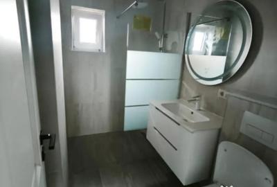 Apartament cu 3 camere decomandat în Central - 2