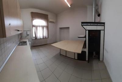 Casă individuală cu 31 camere cu Canalizare în Dacia - 13