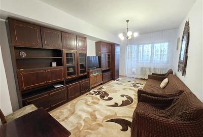 Apartament cu 4 camere decomandat în Titulescu