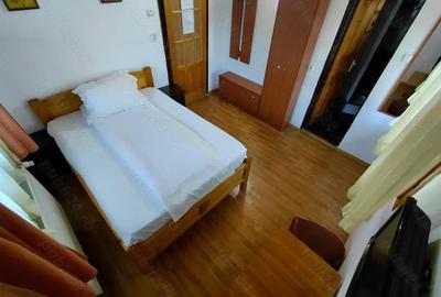 Casă cu 6 camere în Central - 1