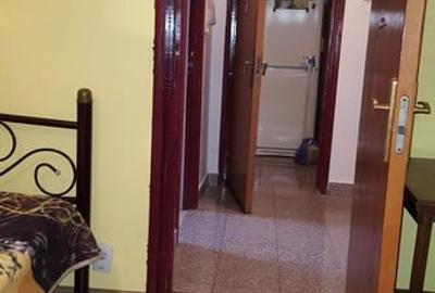 Apartament cu 3 camere decomandat în Giurgiului - 2