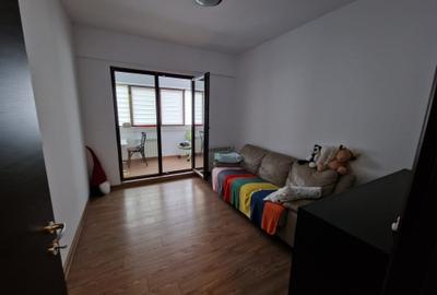 Apartament 4 camere - Km.4-5 - 760 euro/luna (Cod E2) - 1