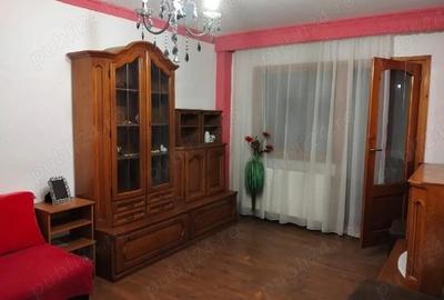 Apartament cu 3 camere semidecomandat în Central - 3