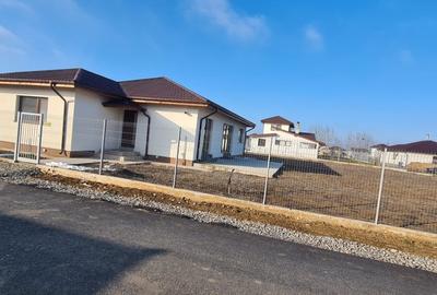Vila 120 mp utili,600 MP TEREN,,cartier rezidential LUNA ,Saftica-Balotesti - 2