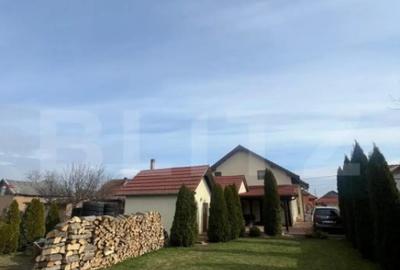 Casă cu 5 camere cu Teren 625 Mp în Central - 2