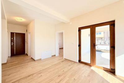 Duplex cu 5 camere cu Canalizare în Dumbrăvița - 4