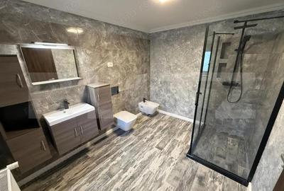 Casă cu 3 camere cu Teren 3082 Mp în Central - 10