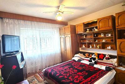 Apartament cu 3 camere decomandat în Micro 17 - 13