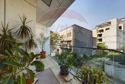 Proprietate specială, de 1,307 mp, în Decebal - 15