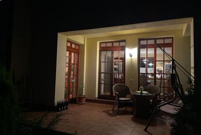 Vând vilă deosebită în Dumbrăvița, Timiș Vând vilă deosebită în Dumbrăvița, Timiș - 6