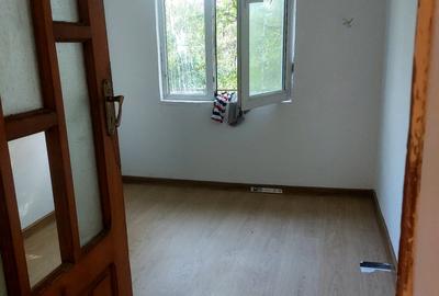 Garsonieră semidecomandată în Micro 19