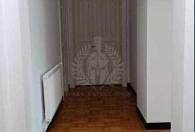 SPATIU BIROURI // CENTRAL //LOCURI DE PARCARE - 3