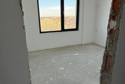 Apartament cu 3 camere semidecomandat în Central - 8