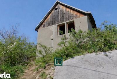 Casă cu 2 camere cu Teren 874 Mp în Central - 4